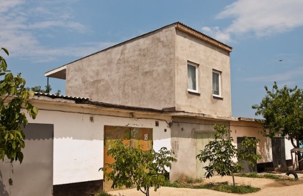 Двухэтажный гараж