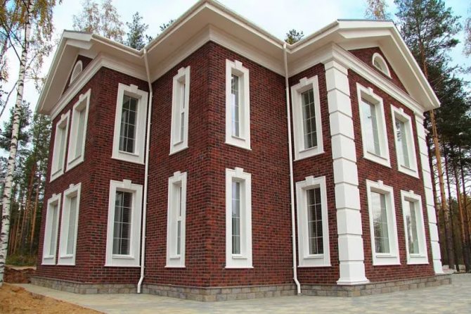 карнизный свес