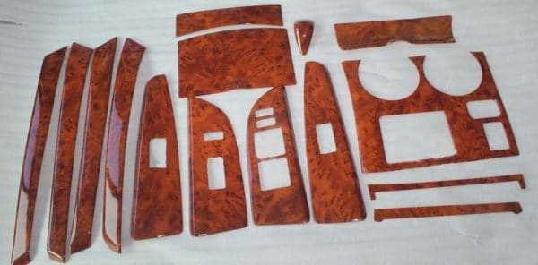 Детали с аквапринтом салона автомобиля