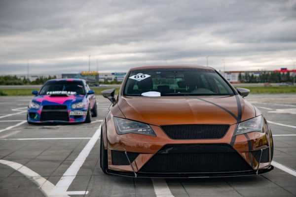 Тюнингованный автомобиль для водолея