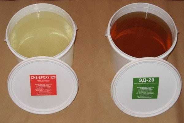 Эпоксидная смола смолы ЭД-20 Epoxy 520 330 Два баночки с эпоксидной смолой
