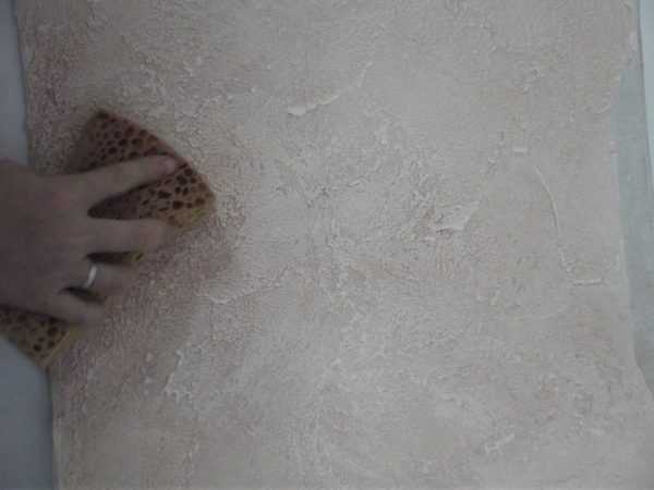 Использование губки для создания узора Фактурная штукатурка губкой