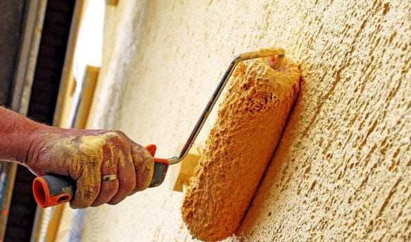 Фактурный валик для покраски Фактурным валиком можно создать необычный рисунок на стене