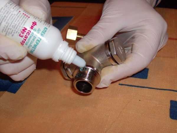 Монтаж труб отопления Герметизация резьбовых соединений