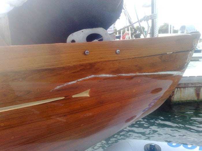 Пример глянцевой лакировки яхты Глянцевый яхтный лак