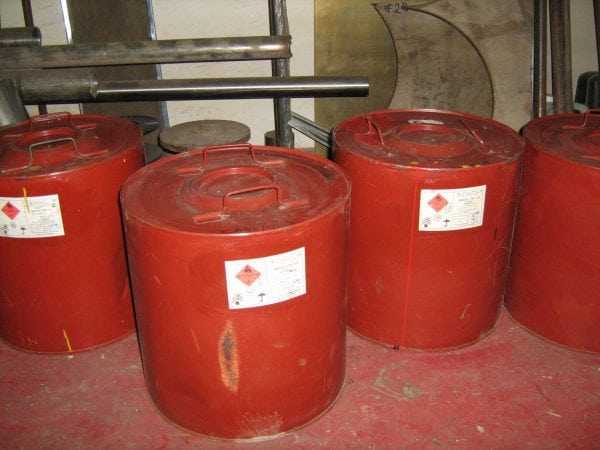 Красно-коричневая химстойкая грунтовка Грунтовка ХС-068 в бочках