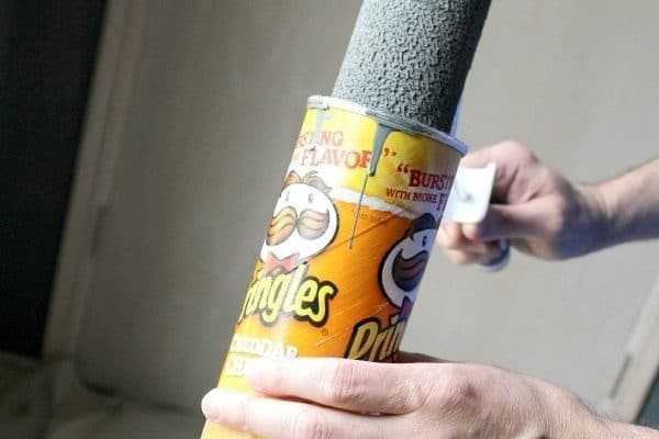 Использование упаковки от чипсов Pringles Хранение малярного валика