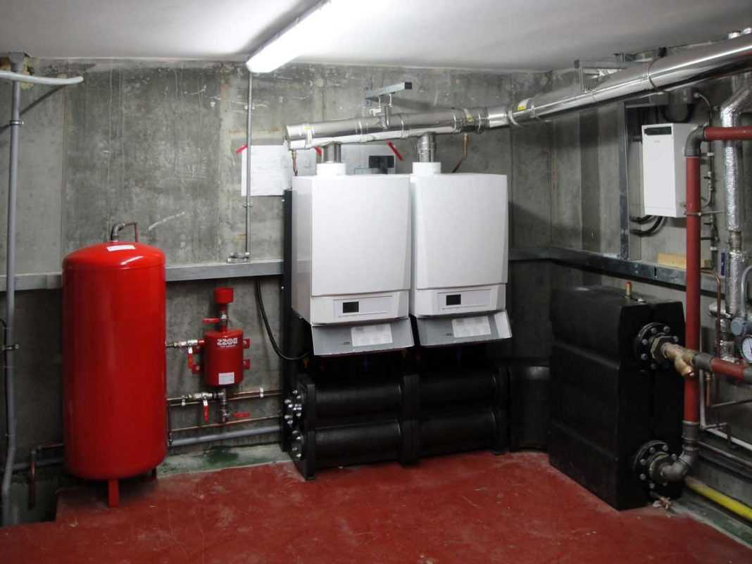 Систему отопления открытого типа можно заполнять под давлением через нижний вентиль Как долить воду в систему отопления