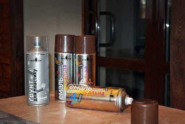 Краска для пластика в баллончике Окраска окон специальными составами для ПВХ