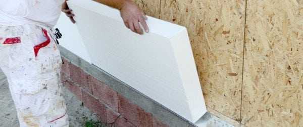 Монтаж пенопласта к плите ОБС Наклеивание пенопласта на деревянную поверхность