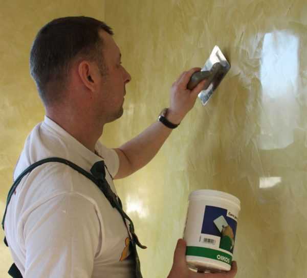 Нанесение густого состава с помощью шпателя