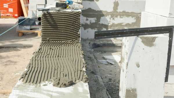 Кладка блоков Нанесение раствора