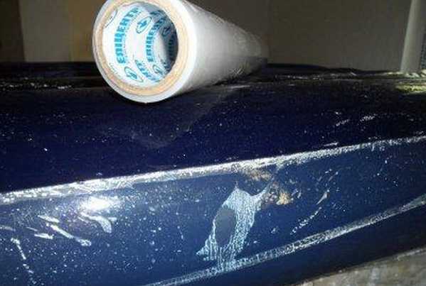 Выявление места прокола Обертывание пищевой пленкой