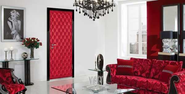 Обивка дверей кожзамом Обтягивание тканью