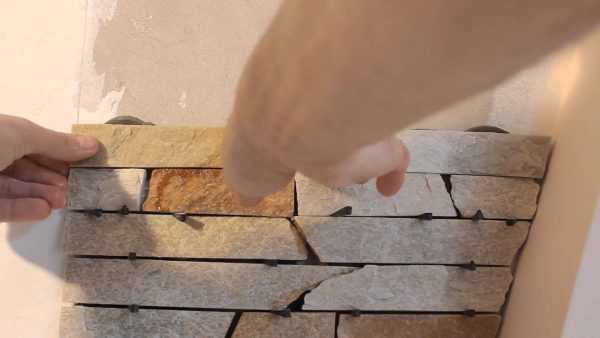 Облицовка стены натуральным камнем Эластичный клей не рекомендуется использовать для укладки натурального камня