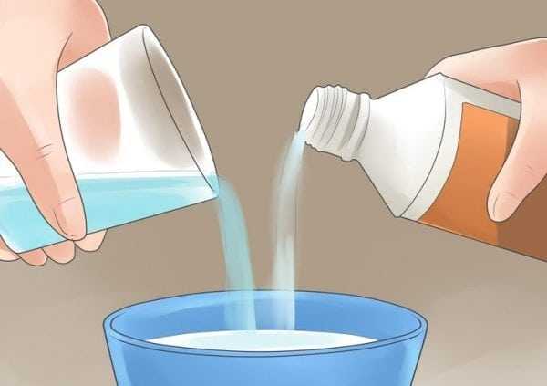 Отбеливатель и уксус Смесь отбеливателя и уксуса