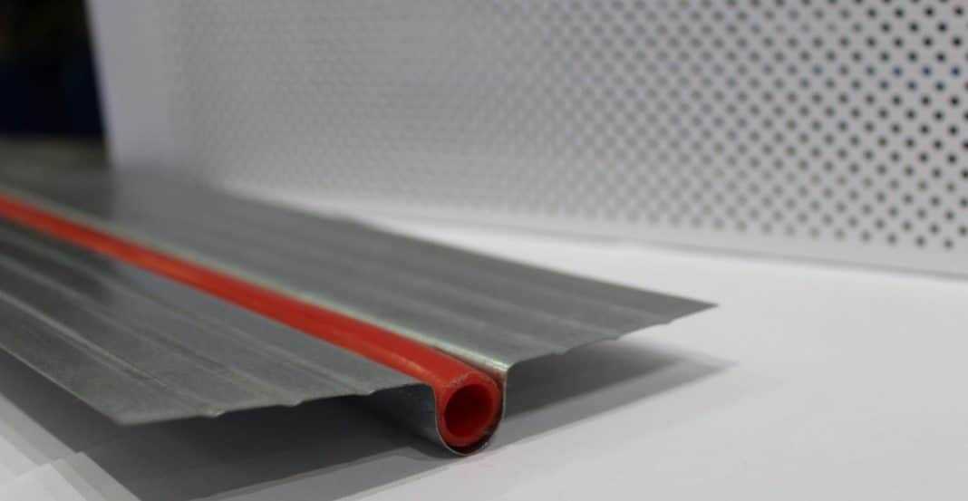 Пластины для теплого пола имеют ряд преимуществ: высокий уровень продуктивности, легкость монтажа Пластины для теплого пола