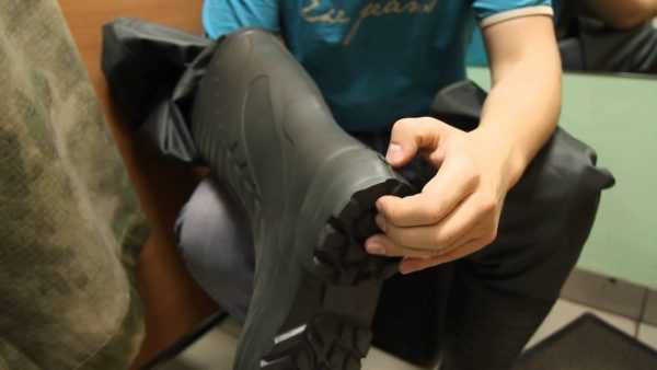 Повреждение на сапогах Подготовка обуви к ремонту