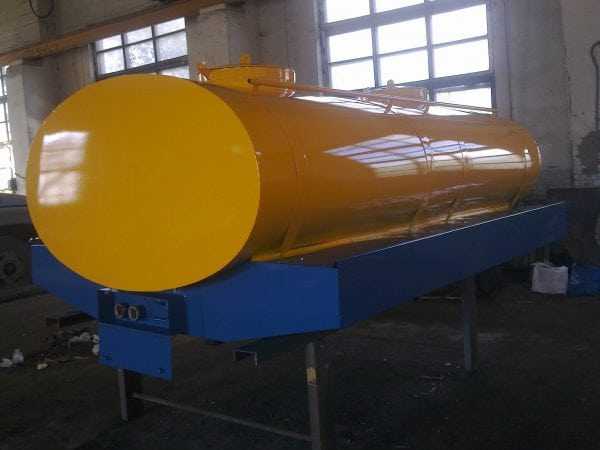 Покрашенная цистерна Покраска автоцистерны эмалью МЛ-12