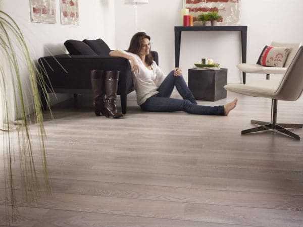 Ламинат Tarkett VINTAGE 832 Дуб Лен Пол льняного цвета