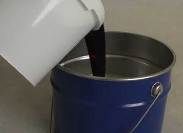 Приготовление эпоксидной грунтовки Компоненты ЭП-0199 требуют тщательного перемешивания