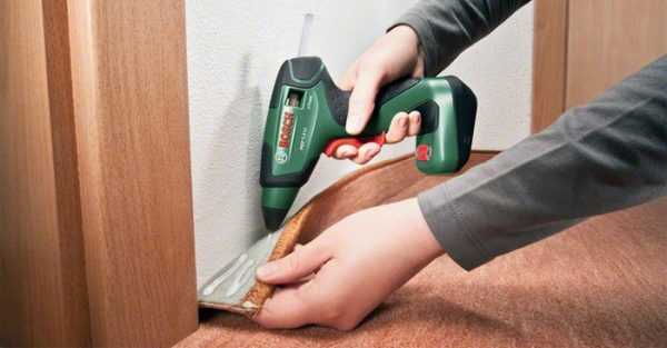 Применение клеевого пистолета Приклейка ткани термоклеем