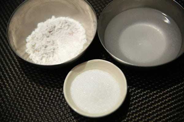 Клей из муки для бумажных обоев Процесс приготовления обойного клея из муки