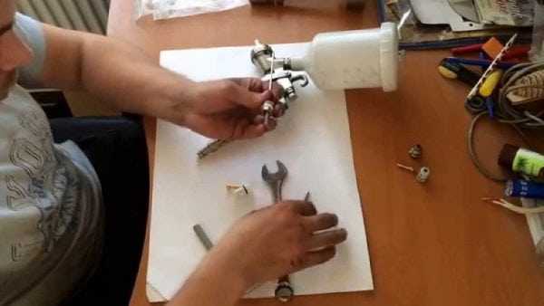 Ремонт краскопульта Ремонт краскопульта для устранения неполадок