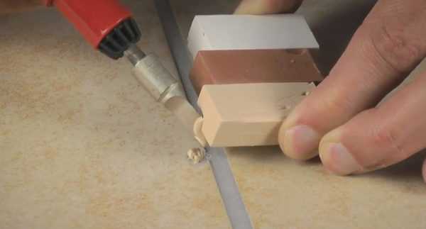 Материал для заделки сколов Реставрация кафеля керамической шпатлевкой