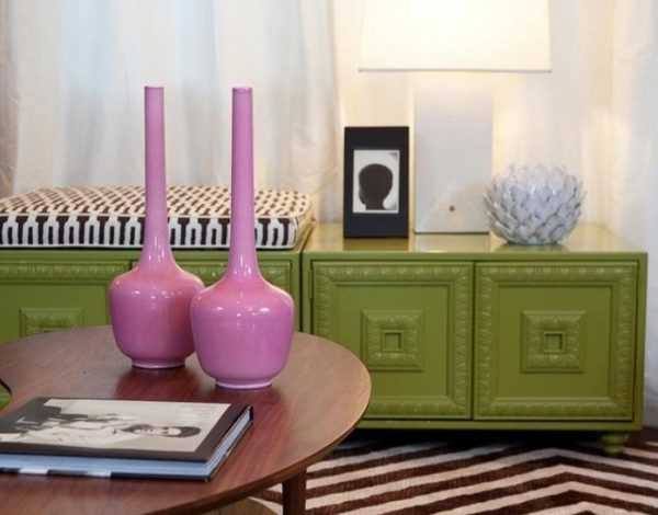 Малиновый и зелёный в интерьере Розовые вазы
