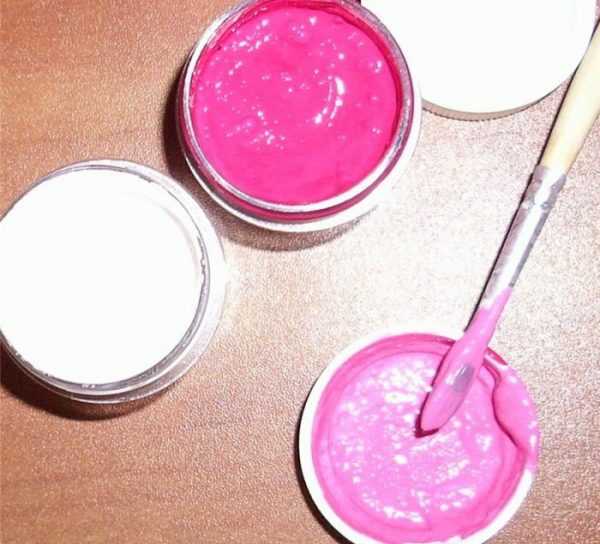 Смешение художественных красок Розовый из гуаши