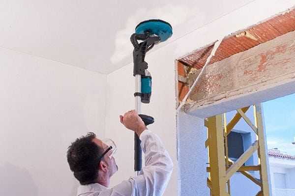 Шлифовка потолка Обработка потолка шлифмашинкой