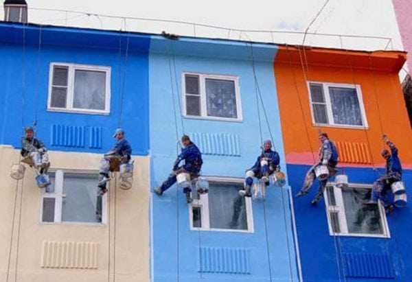 Красим фасады в разные цвета Покраска фасадов силикатной краской