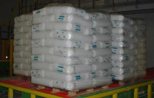 Термопластик следует хранить в защищенном от солнца месте