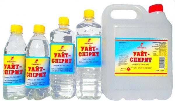 Уайт-спирит Уайт-спирит для удаления краски с пластика