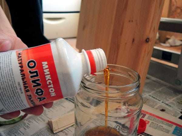 Добавление олифы Вливаем олифу