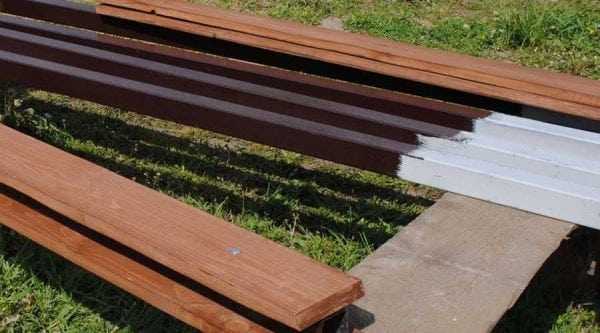 Покраска деревянного столба Покраска деревянного столба до установки