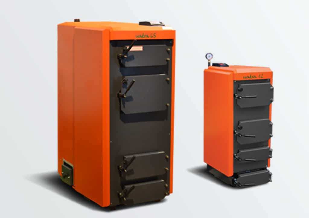 Недостатки твердотопливных котлов в том, что в них часто нужно загружать порции топлива Твердотопливный котел