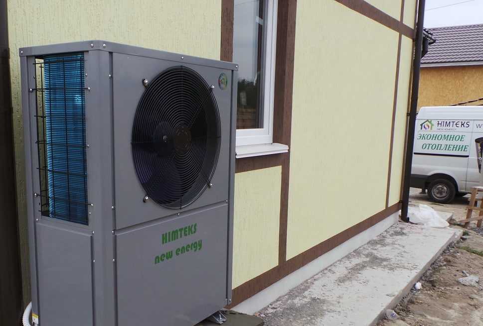 Из бочки можно сделать мангал с вырезом или барбекю Мангал с вырезом