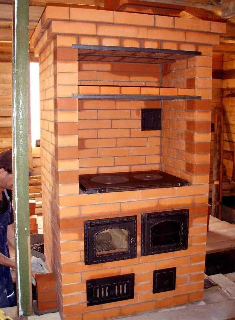 Для изготовления печи-голландки используют стандартный подробный чертеж Печь-голландка