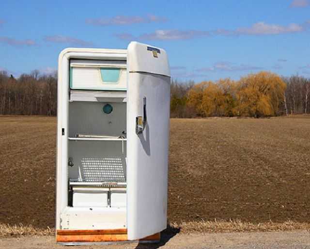 Холодильник Старый холодильник