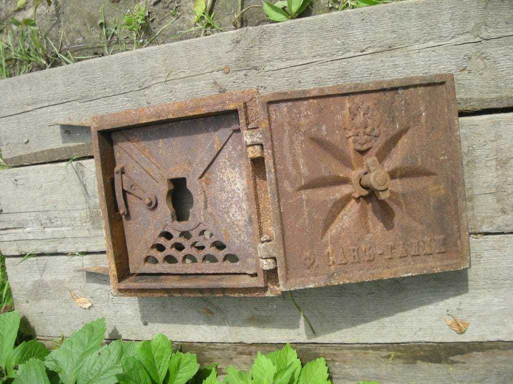 Дверца печи Топочная дверца