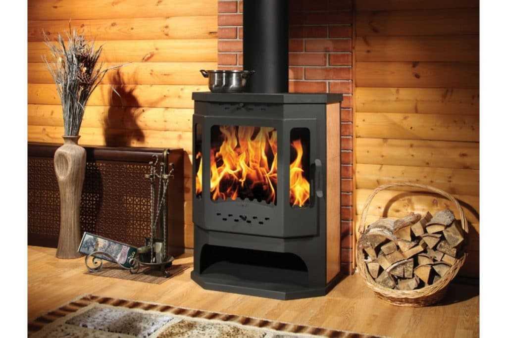 Твердотопливная печь с плитой