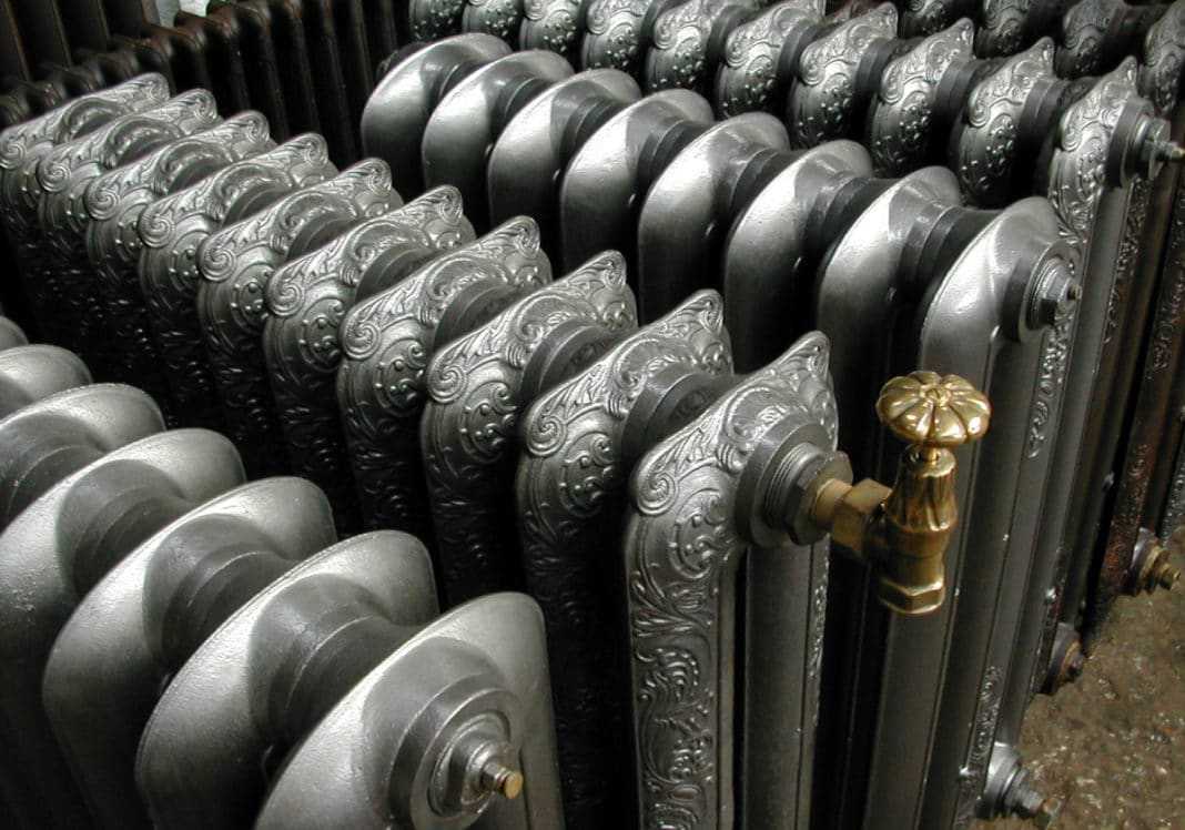 Преимущества чугунных радиаторов