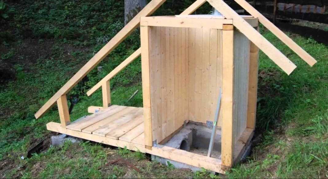 Коптильня из дерева своими руками Коптильня из дерева