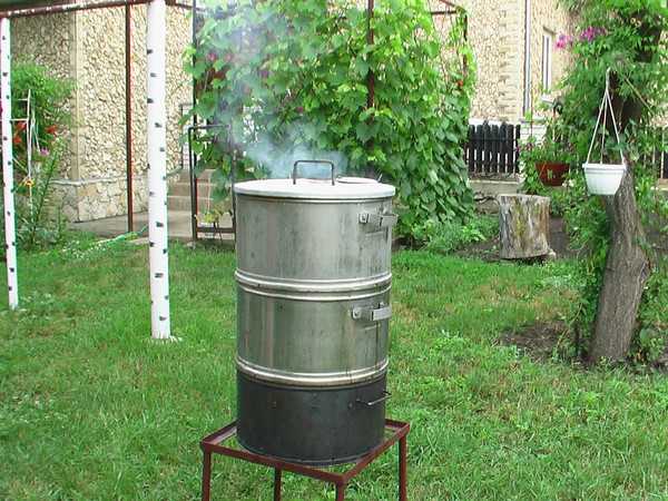 Коптильня из стиральной машины с горизонтальной загрузкой Коптильня из стиральной машины