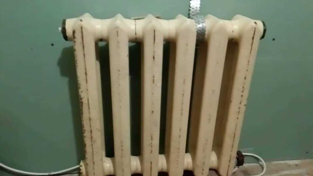 Обогреватель из батареи и тэна Обогреватель из батареи