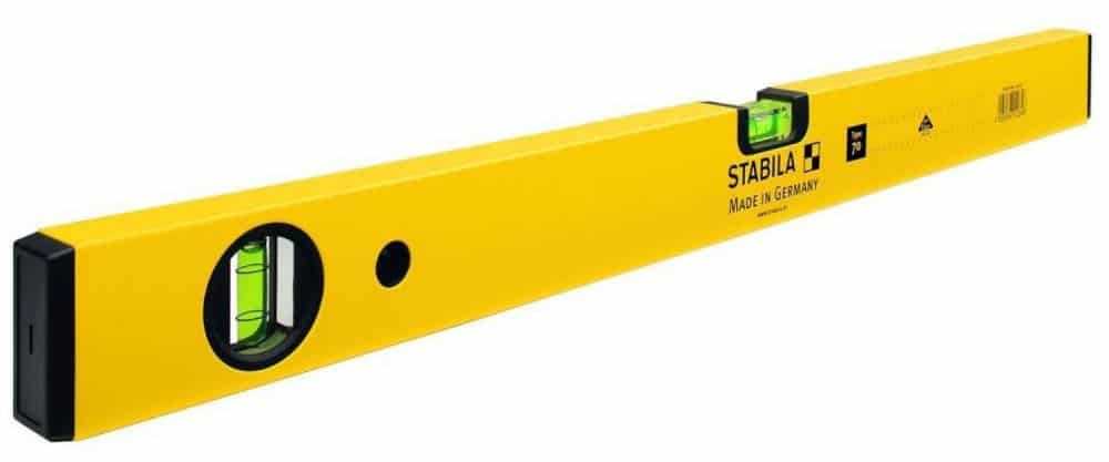 Для кладки уличного камина потребуется уровень Уличный камин